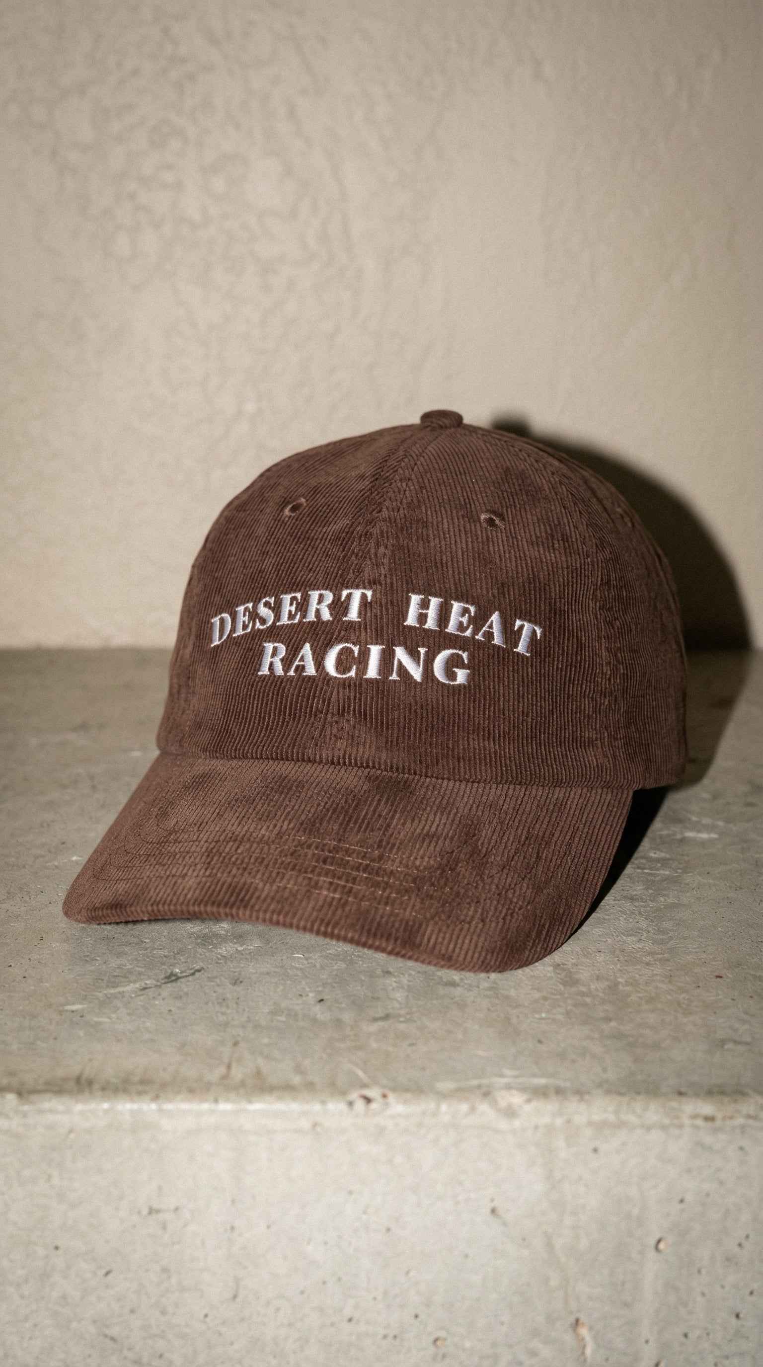 Desert Heat Racing Corduroy Cap – Vintage Streetwear Hat